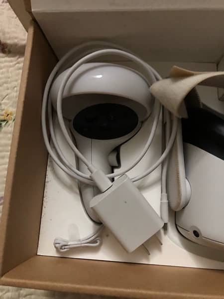 Occulus Quest 2 (256gb) 4