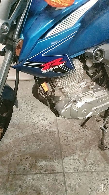 Suzuki 150 in blue colour good condition just like new 1