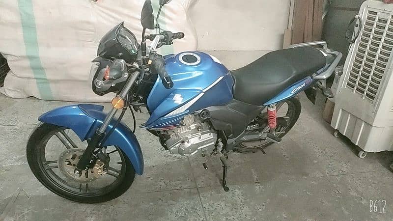 Suzuki 150 in blue colour good condition just like new 8