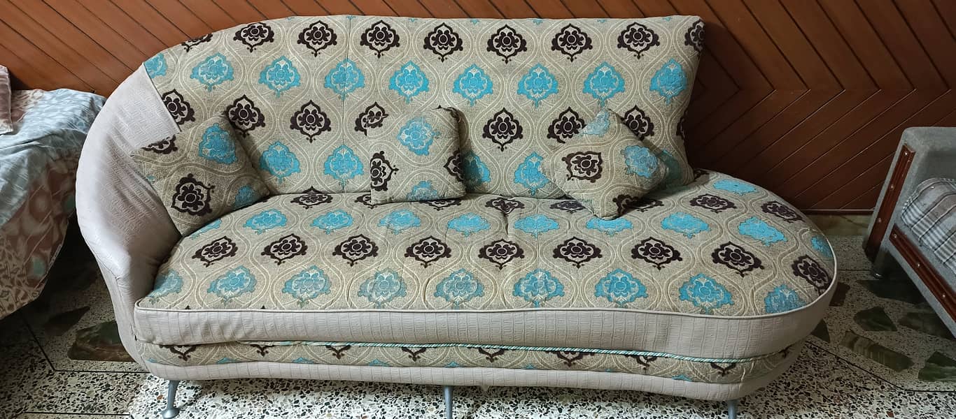 5 seater stylish & modern Sofa Set in reasonable Price 2