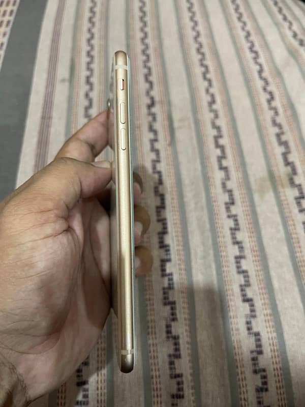 Iphone 8plus 64gb PTA 4