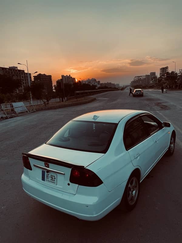 Honda Civic EXi 2004 5