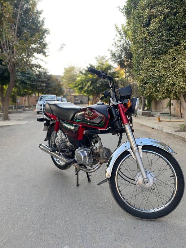 Honda CD70 for sale 7