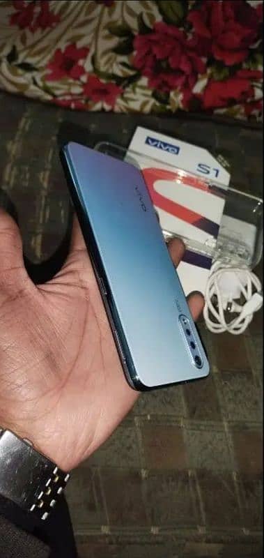 vivo S1 New generation 8gb and 256gb like new condition 1