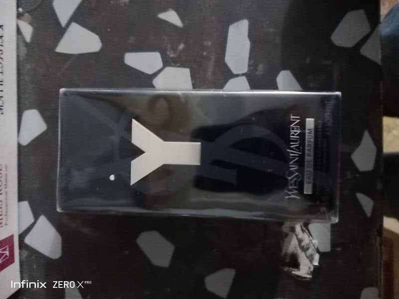 iam selling brand  new perfume made in France yves saint laurent 4