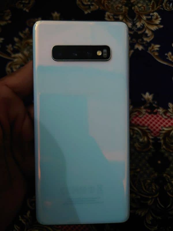 Samsung S10 plus 7