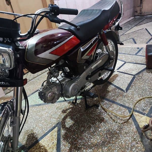 Honda cd 70 2024 4