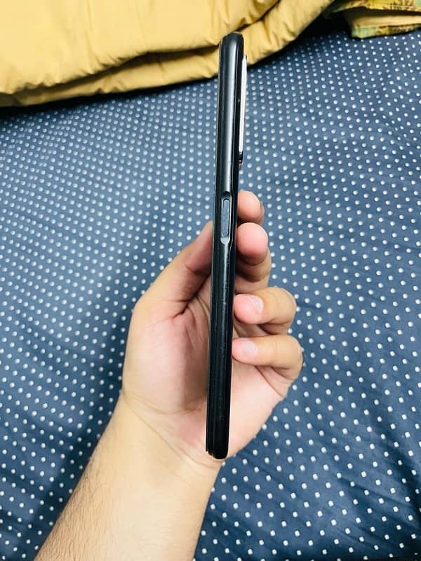 Oppo A76 (6/128) 7