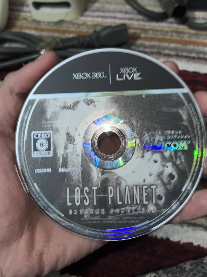 XBOX 360 pro console game gta4 and lost planet cds 5