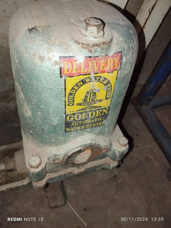 Golden Donkey Motor With Pump almost New 2