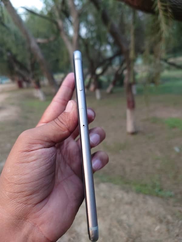 iPhone 6s Plus jv non pta  urgent sale 3