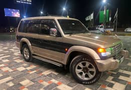 Mitsubishi Pajero 1993 3.4 Petrol