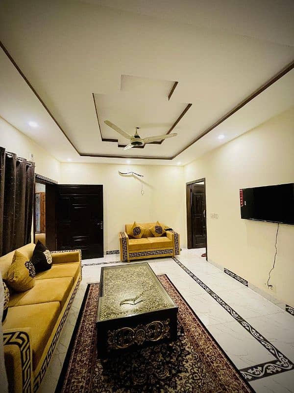 LUXURIOUS FURNISHED APARTMENT AVAILABLE AVAILABLE FOR RENT 3