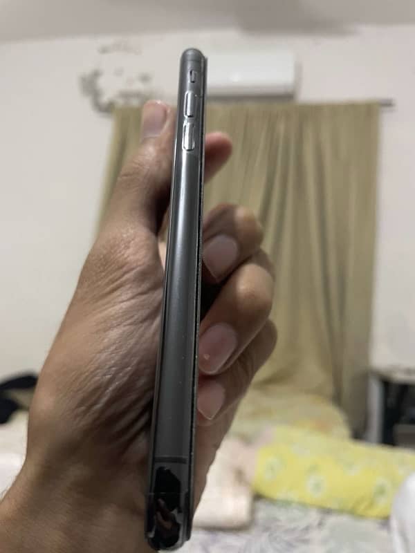 iPhone xs urgent 64gb jv 4