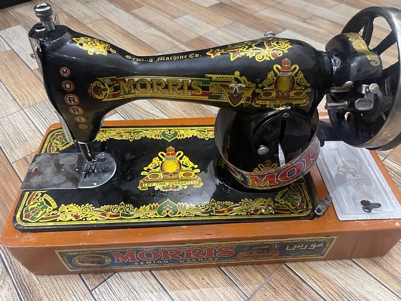 Morris brand new stitching machine 1