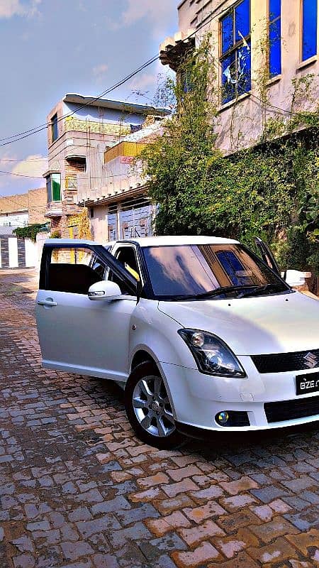 pearl white Suzuki Swift 2006 model 2024 register 11