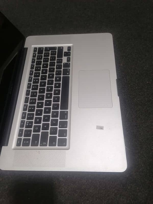 i7 2012 model 4gb ram 320gb hard 15.6 scren 1