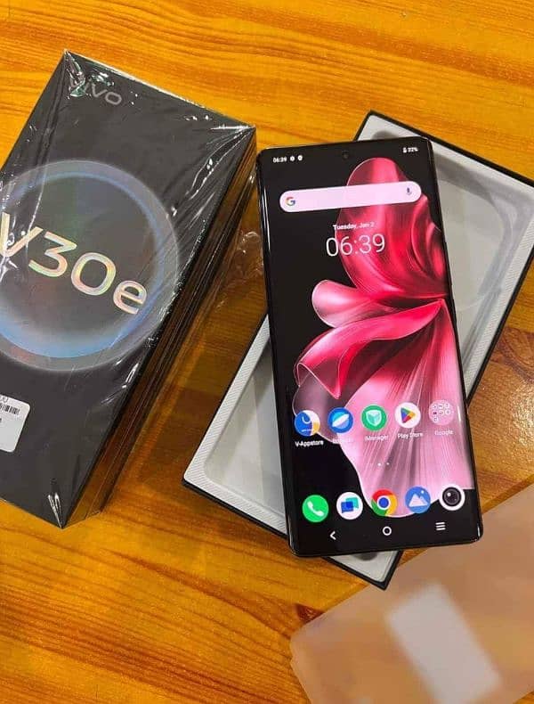 Vivo V30e 256GB 5G Curved Display 2