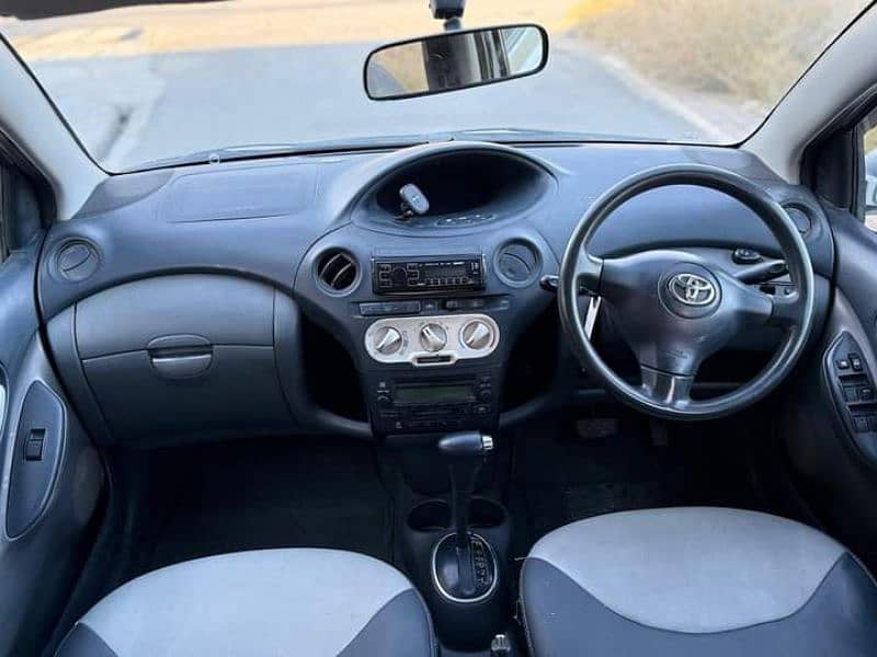 Toyota Vitz 2003 0