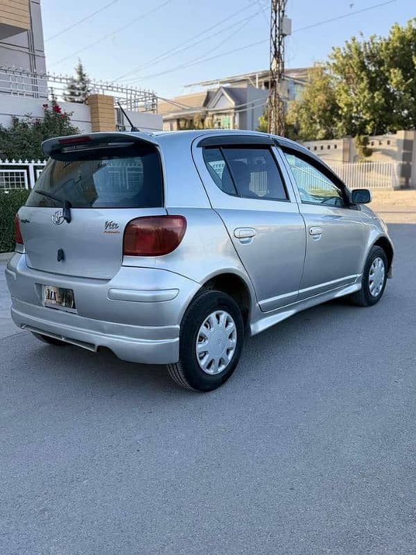 Toyota Vitz 2003 3