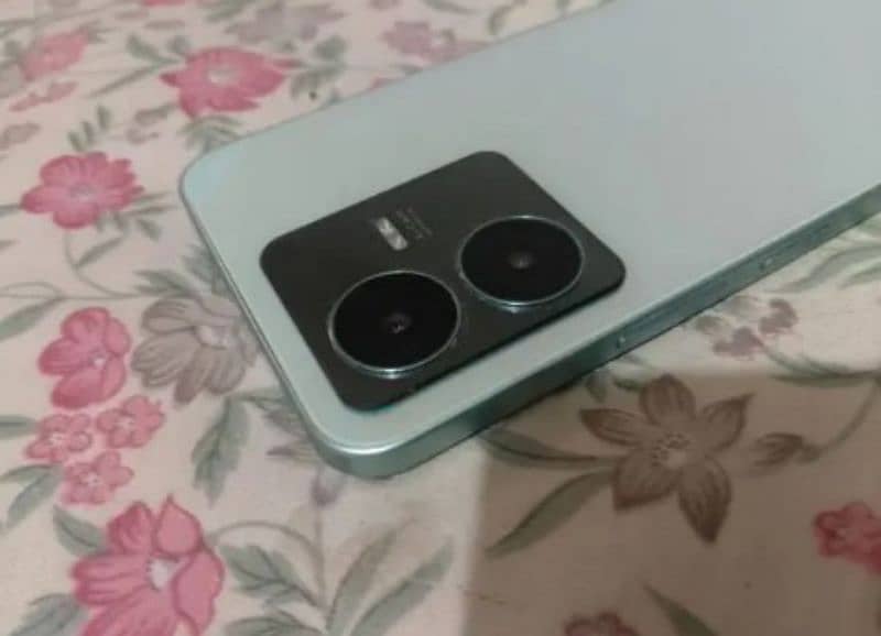 Vivo y22 for sale 10 by 10 0