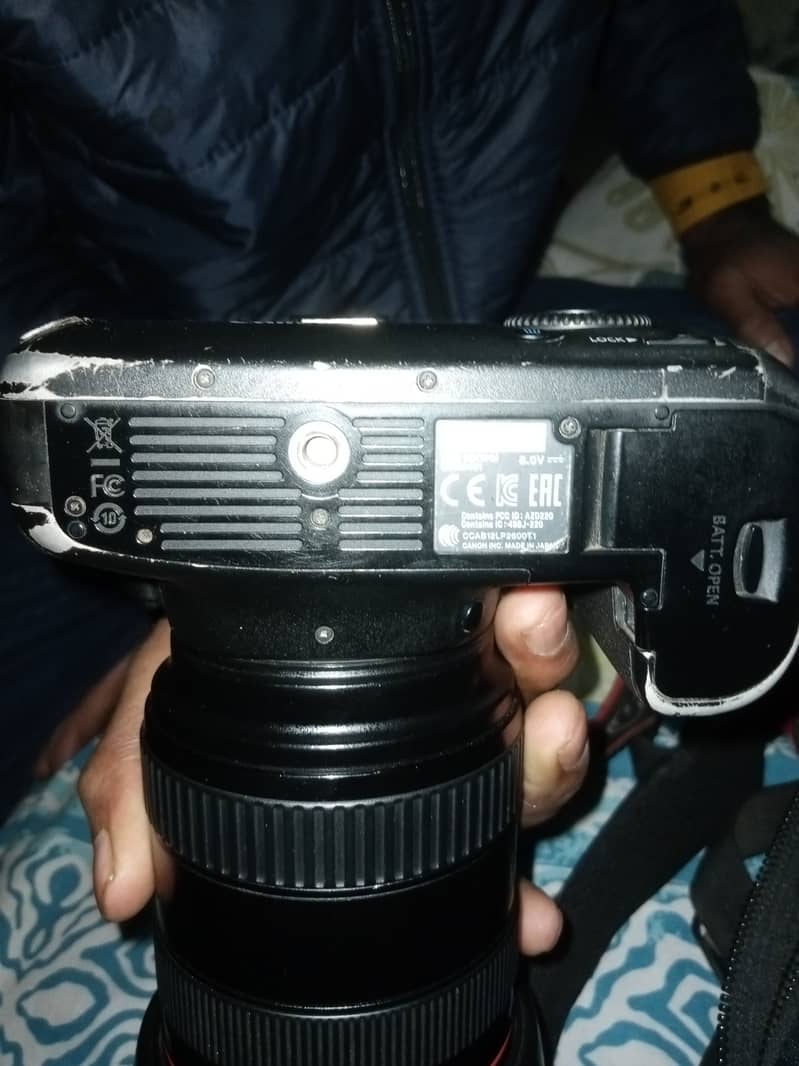 6d camera 24.70 Lance contact number 03144383536 4