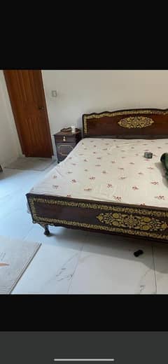 pure wooden chinoti bed with side tables