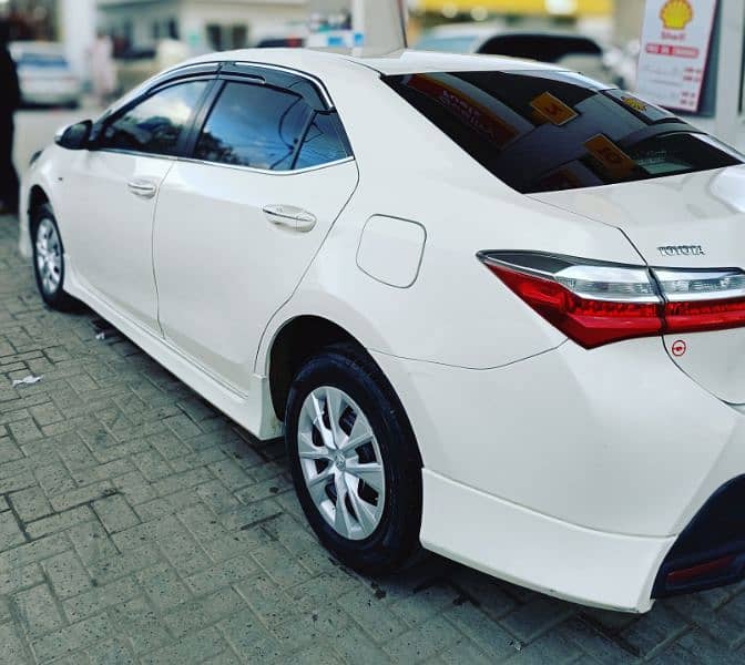 Toyota Corolla GLI 2017 Model 2022 convert urgent sale 7