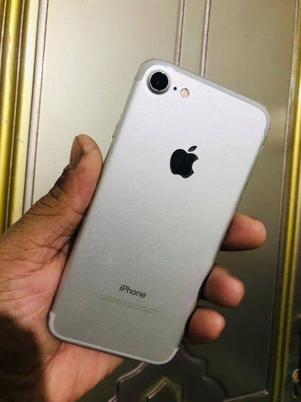 iphone 7 Non PTA 4