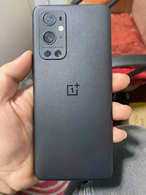 one plus 9 pro 5g 12/256 0