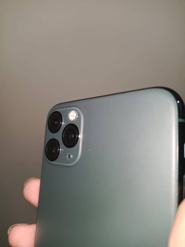 iphone 11 pro max 5