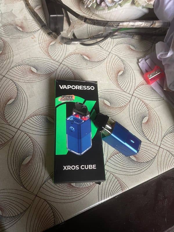 xros cube 1