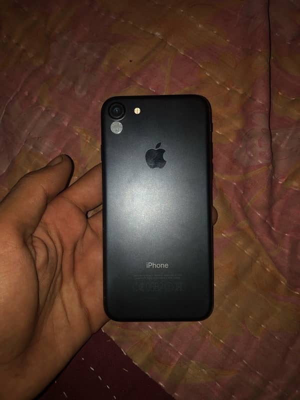 Iphone 7 128 gb PTA Aproved 1