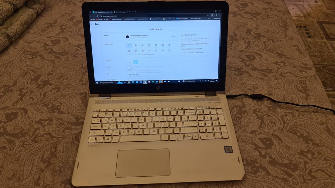 HP ENVY X360 TOUCH N TYPE 15.6" 1