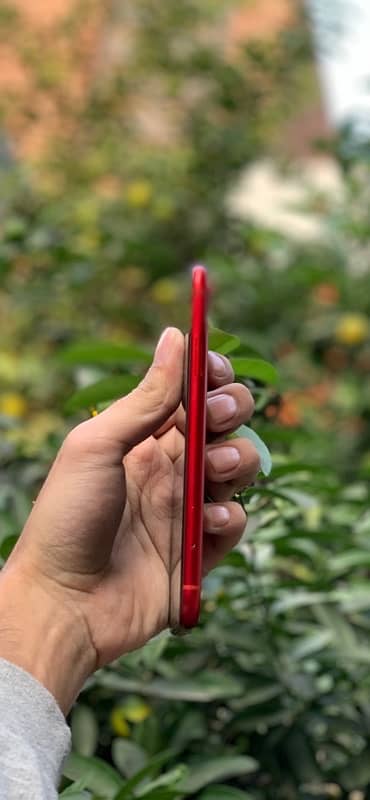 iPhone XR 128 GB 4