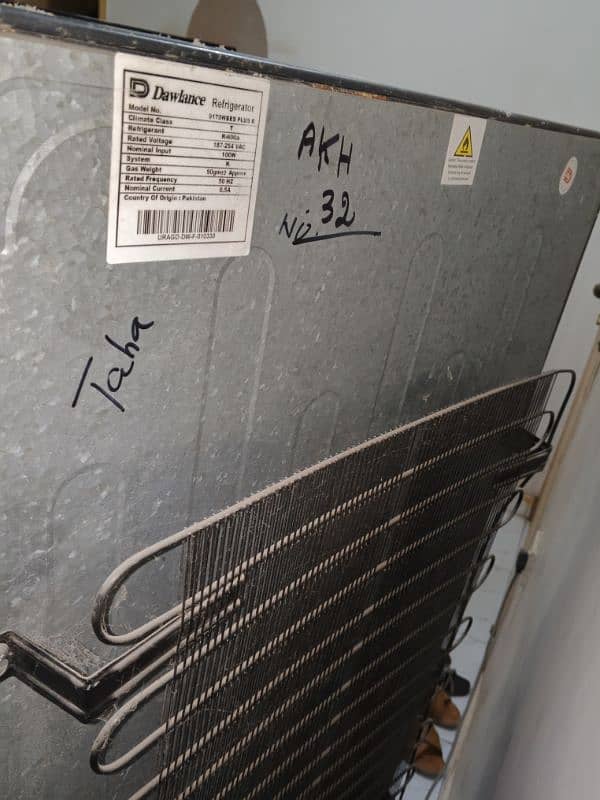 Dawlance fridge in 57k 3