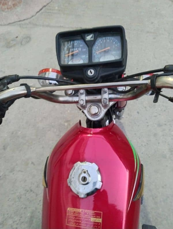 Honda CG 125 2012 8