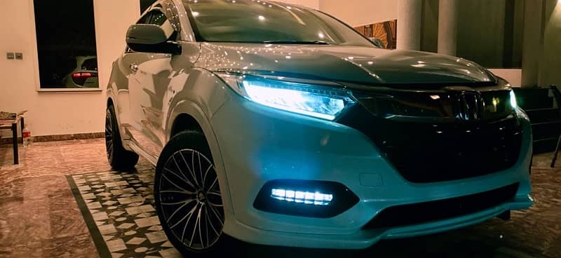 Honda Vezel 2018 4