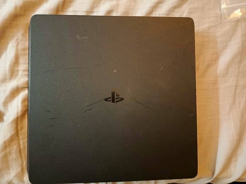 PlayStation 4 PS4 Slim 0