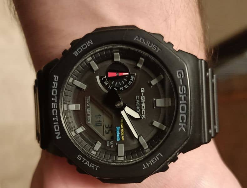 Casio G-Shock- GA- B2100- 1ADR Solar 0