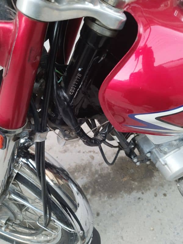 Honda CG 125 2020 9