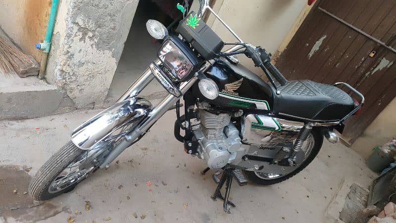 Honda 125 special edition self start 1