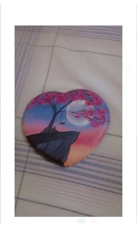 4x4 canves and cement pelet heart shape paintings 500 each 1