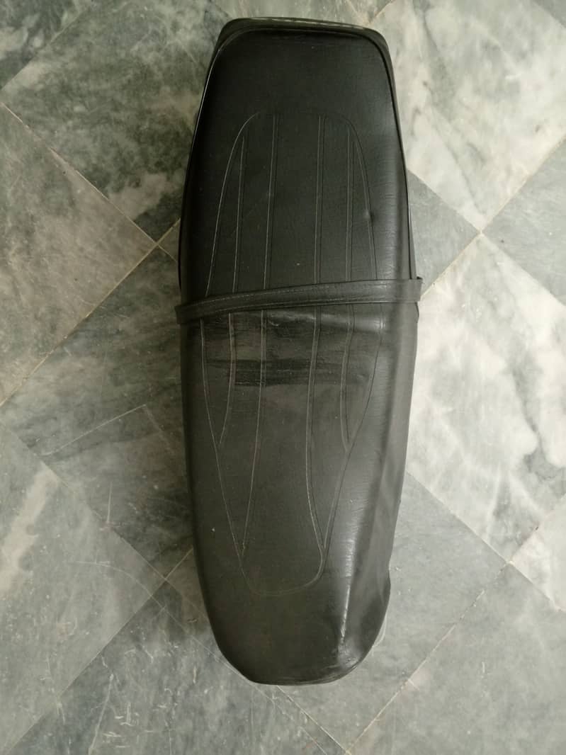 Moter bike seat 70cc For sale 0