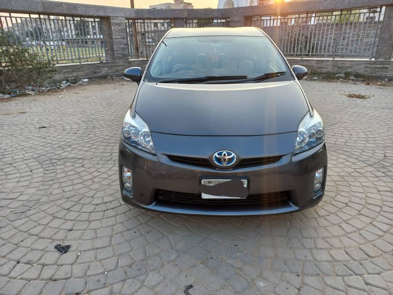 TOYOTA PRIUS S TOURING NEED TO SALE URGENTLY AND EXCHANGE POSSIBLE 3