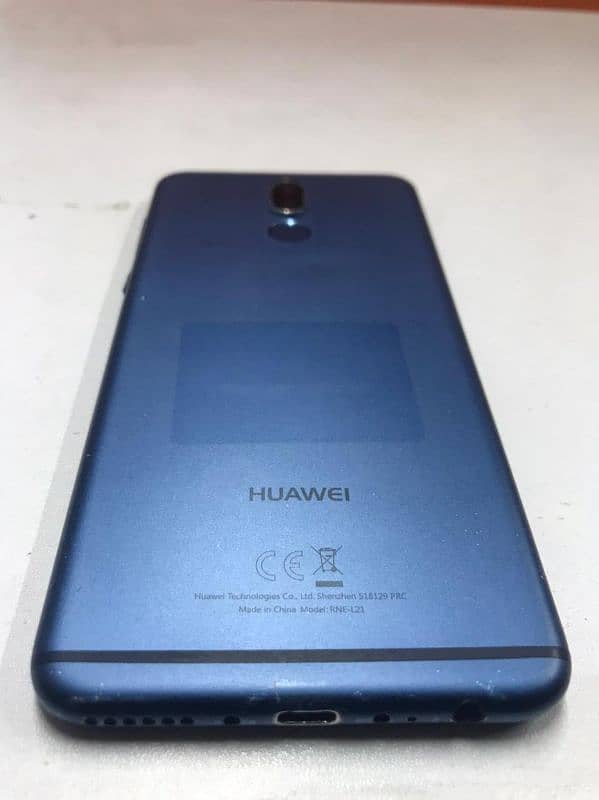 HUAWEI MATE 10 LITE 4