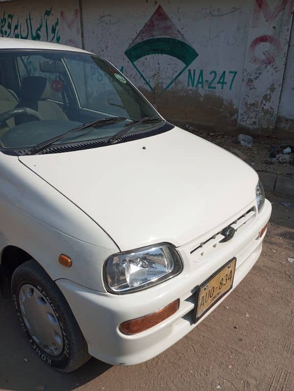 Daihatsu Cuore 2010 4