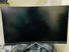 EASE G24V18 Cruved Gaming Monitor