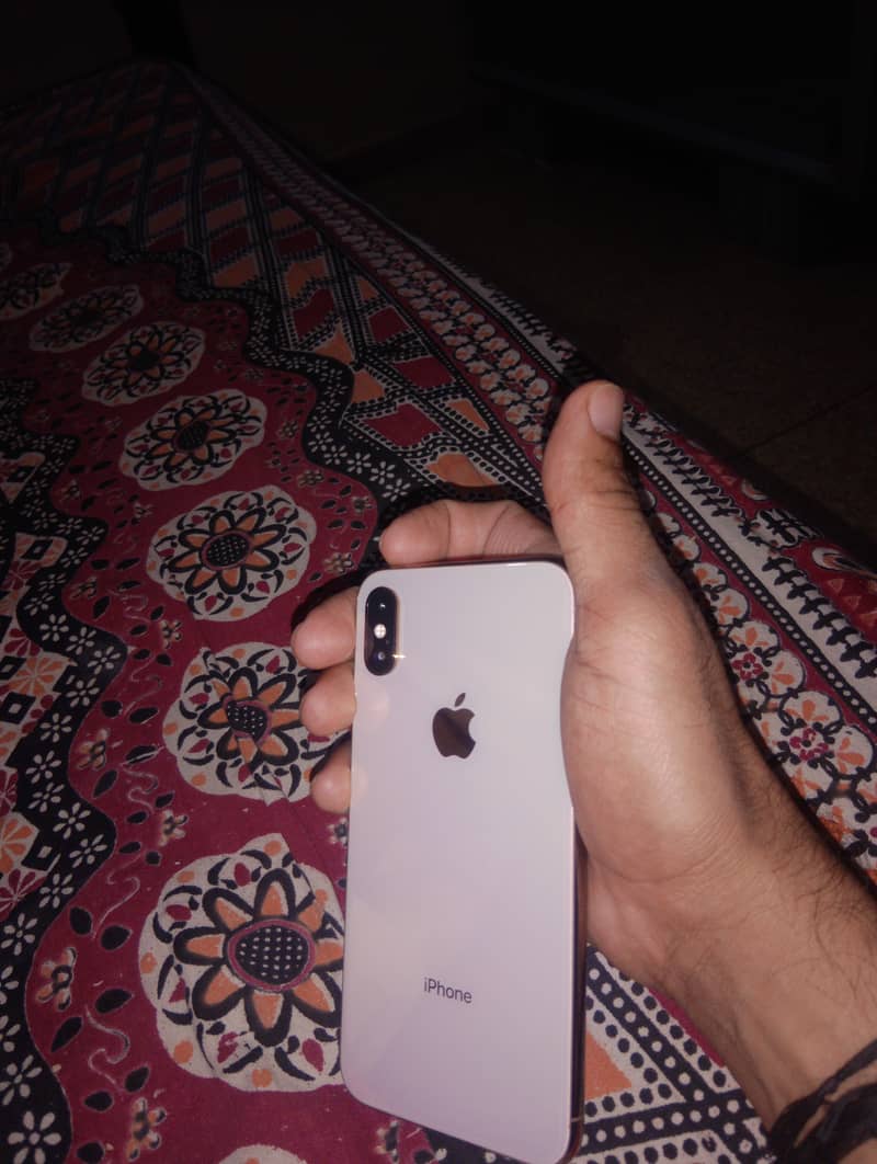 iphone xs 2