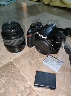 Nikon d3200 with kit lense